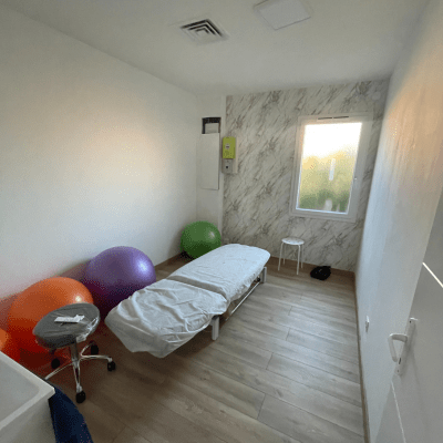Rénovation cabinet kiné Saint-Lys 4 salle de massage