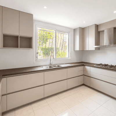 cuisine beige et bois aux minimes (31200)